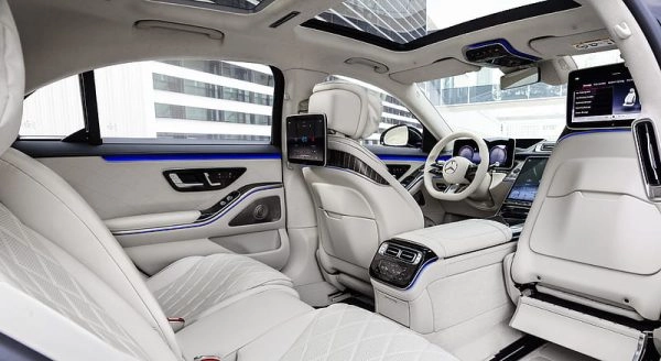 luxury , Elegant lImo