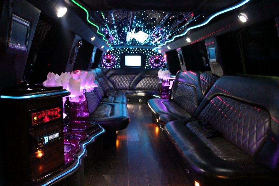 Elegant Luxury Limo's || Safety and Enjoyment