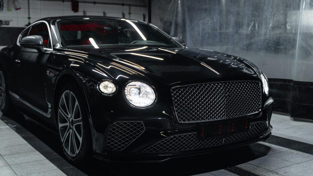 Luxury Auto Rental 02
