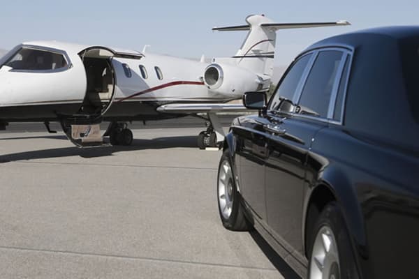 Airport limo 1